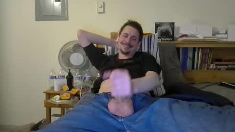TwinkyMcgee online show from April 28, 7:02 am