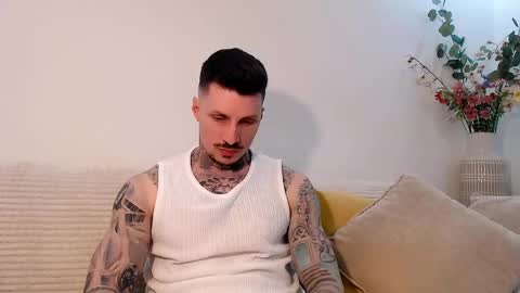 tyagodoll online show from May 15, 6:05 pm
