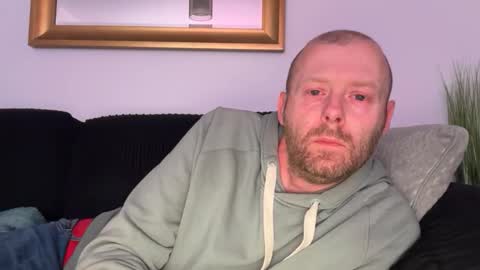 ukmatty3 online show from May 2, 9:06 pm