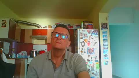 ulmeni7 online show from May 8, 4:18 pm