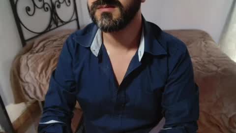 Giov online show from May 11, 4:48 pm