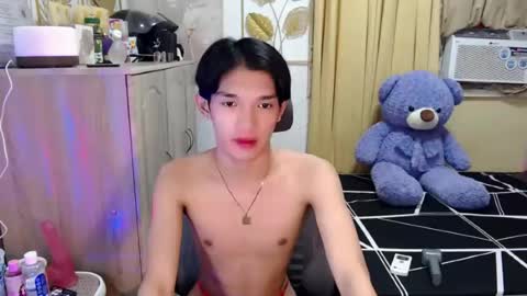 urasian_john20 online show from July 30, 10:14 am