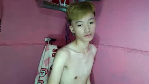 urasian_ladyboyxxx online show from June 1, 9:31 am