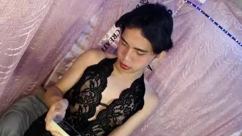 urasiantwinkx online show from July 28, 11:28 am