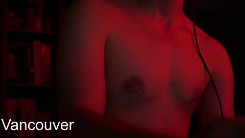 urboytoy_512 online show from May 6, 7:47 pm