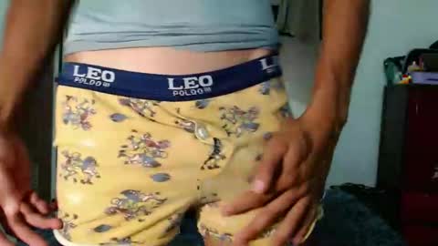 urdreamboy_clarin online show from June 5, 9:15 am