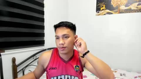 urfucker_vinz online show from August 3, 12:33 pm