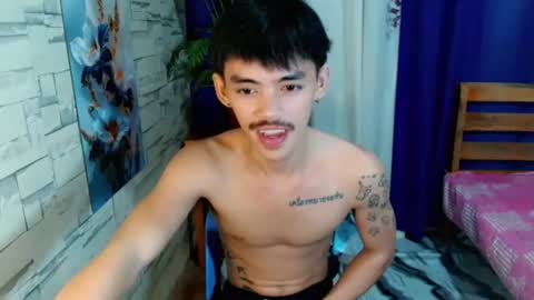 urhunky_boy online show from June 27, 8:25 pm