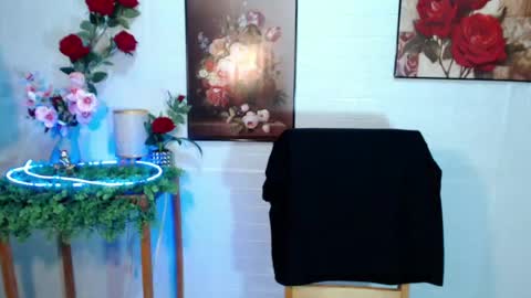urhunky_ivan online show from July 13, 5:26 pm