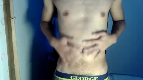 ursweetie_boy online show from July 17, 2:13 pm