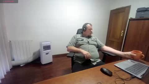 Vanifer online show from July 23, 2:14 pm