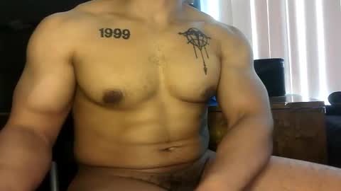 Vegas Love online show from April 29, 9:32 pm