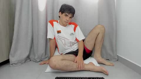 Steven online show from May 8, 6:08 pm