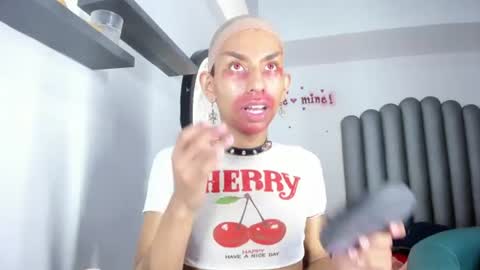 venuss_03 online show from July 25, 4:20 am