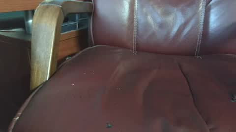 Erik online show from July 25, 8:33 am