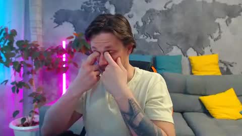 vikingchrisss online show from April 27, 9:50 am