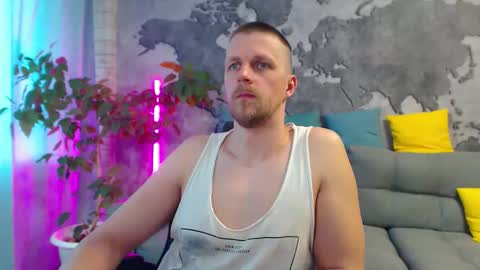 vikingchrisss online show from May 10, 10:27 am