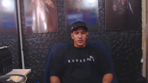 Viktor Herrera online show from May 4, 1:35 pm