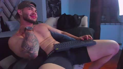 Vincent online show from June 6, 7:03 am