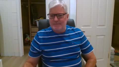 viper654321 online show from May 3, 7:55 am