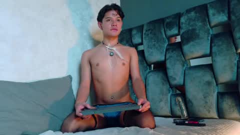 vix_hot online show from April 24, 8:44 pm