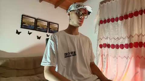 Vlad online show from June 17, 3:41 am