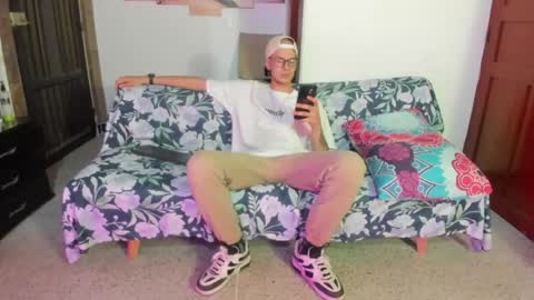 Vlad online show from May 17, 3:47 am