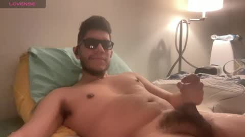 voltagebeard online show from May 28, 2:42 am