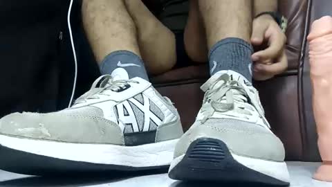 WaltherFeet  online show from May 16, 3:10 pm