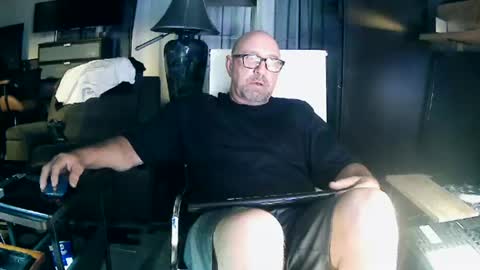 inittogetitin online show from July 5, 4:19 am