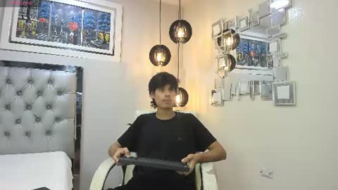 Wayath online show from June 9, 11:12 am