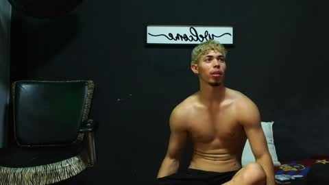 wesley_77 online show from May 29, 11:26 pm