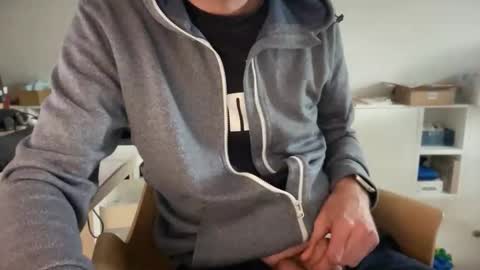 wet_adidasboy online show from May 18, 12:55 pm