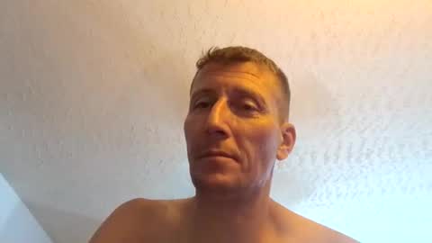 wetduck77777 online show from May 14, 6:00 am