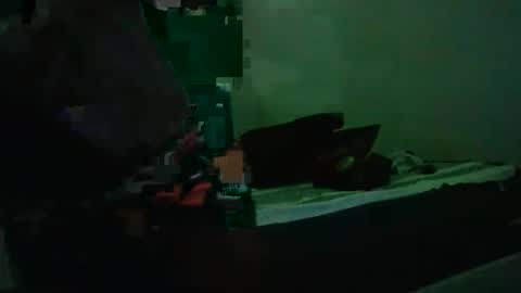 wetwildbigdick305 online show from February 3, 10:36 am
