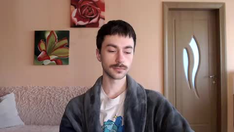 Tom online show from May 6, 1:01 pm