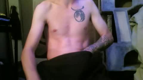 whiteboyslim21 online show from May 12, 6:00 am