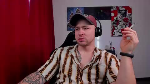 VI online show from May 6, 3:56 pm