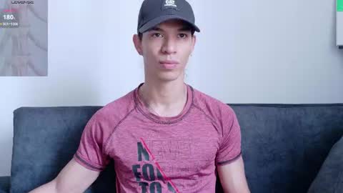 willy_veins online show from July 31, 3:33 pm