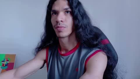 willy_veins online show from May 24, 6:47 pm