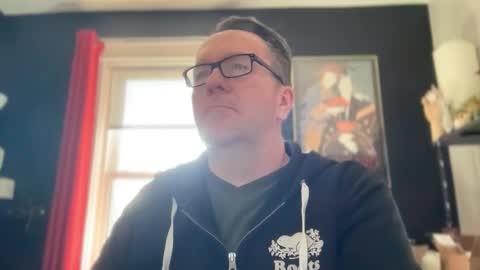 wintyr online show from May 10, 9:38 pm
