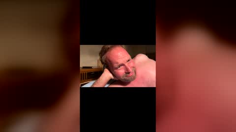 wolf198732 online show from May 8, 2:12 am