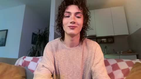 Glen online show from April 26, 4:59 pm