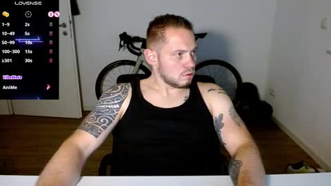 x19marco93x online show from December 21, 8:28 pm