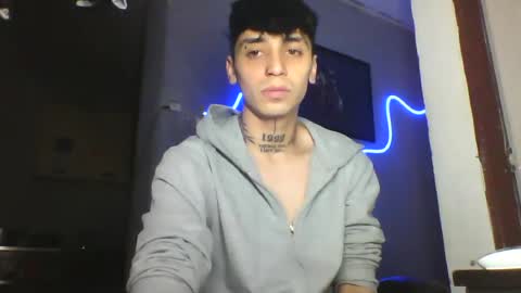 xalejo_max online show from July 22, 11:57 am
