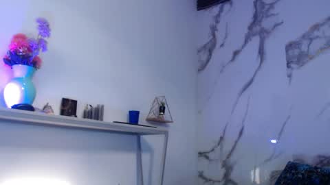xandergrey8 online show from May 1, 9:06 pm