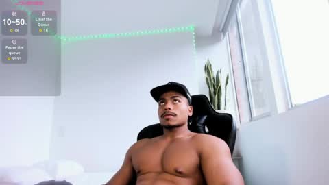 Xavier online show from June 9, 8:32 pm