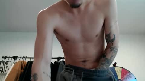 xgoonxmasterx online show from May 3, 8:33 pm