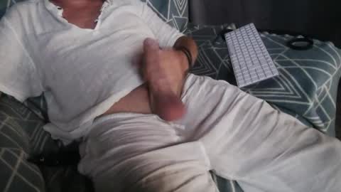 XslashmeX online show from May 4, 9:49 pm