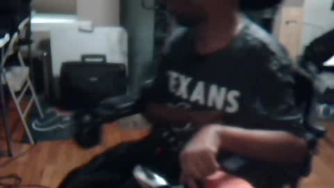 xxxonwheelz online show from July 7, 1:16 am